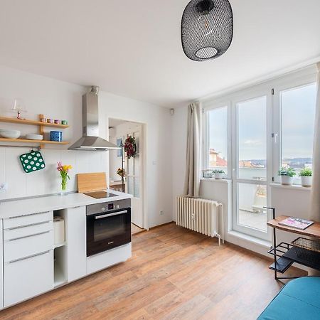 Bright Charming Apt With Terrace, Parking & Airco. Prag Eksteriør billede