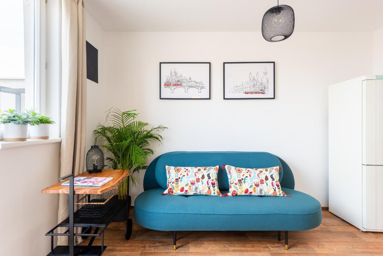 Bright Charming Apt With Terrace, Parking & Airco. Prag Eksteriør billede